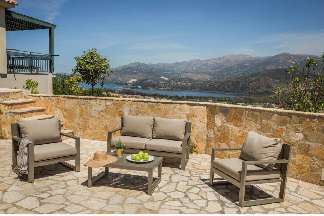 Вилла Peaceful House With An Awesome View Хелмата Экстерьер фото