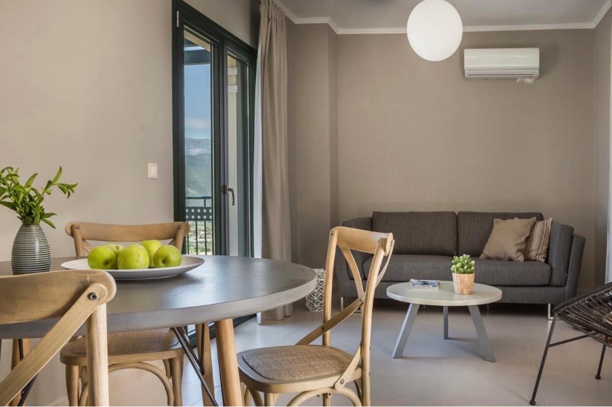 Вилла Peaceful House With An Awesome View Хелмата Экстерьер фото